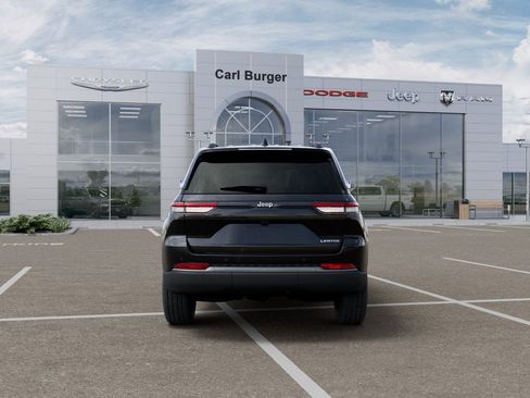 New 2026 Jeep Grand Cherokee Limited w/ Limited Altitude Package RWD image 7