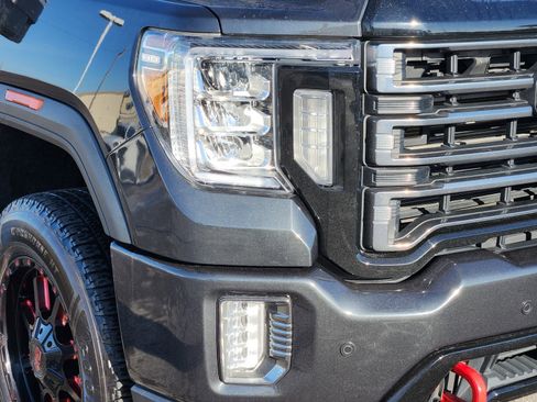 Used 2020 GMC Sierra 2500 AT4 w/ AT4 Premium Package image 10