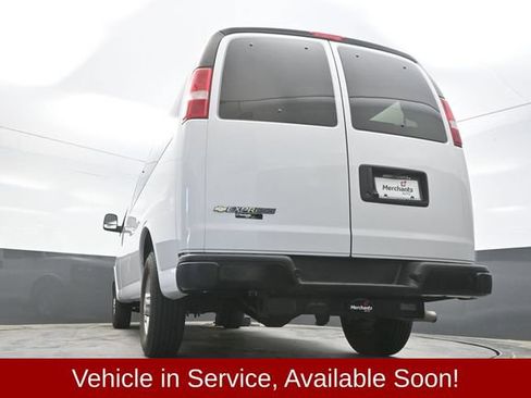 Used 2024 Chevrolet Express 3500 LS RWD image 37