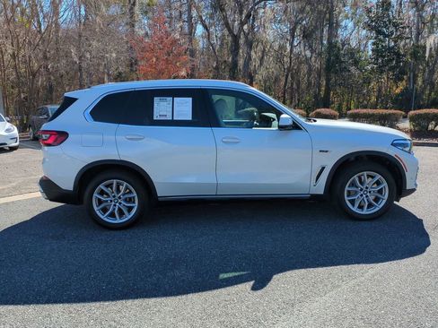 Used 2022 BMW X5 xDrive45e image 4