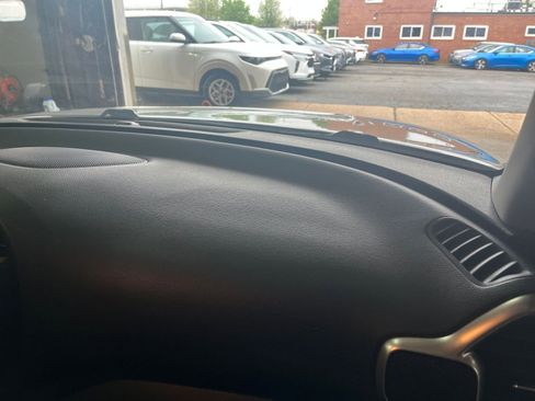 Used 2025 Kia Soul LX w/ LX Technology Package image 35