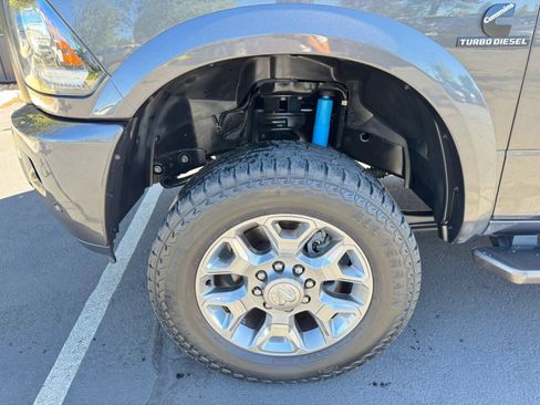 Used 2018 RAM 2500 Limited AWD/4WD image 9