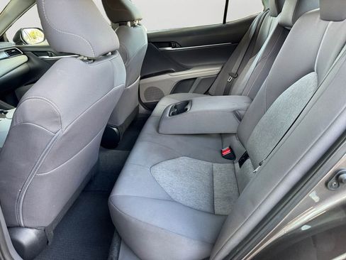 Used 2024 Toyota Camry LE w/ Convenience Package image 15