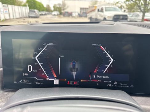 Certified 2024 BMW X5 xDrive50e w/ Premium Package AWD/4WD image 31