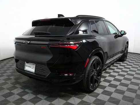 New 2026 Chevrolet Equinox EV RS image 3