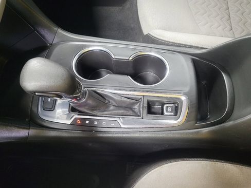 Used 2022 Chevrolet Equinox LT image 26