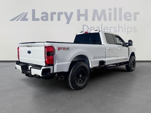 Used 2023 Ford F350 XLT w/ XLT Premium Package image 5