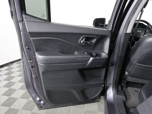 Used 2018 Honda Ridgeline RTL-E image 16