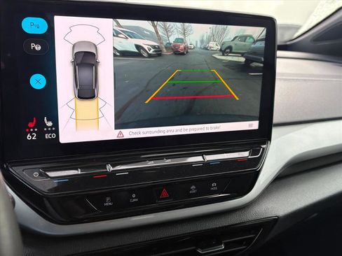 Used 2023 Volkswagen ID.4 Pro S image 9