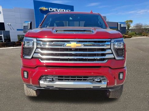 Used 2025 Chevrolet Silverado 3500 High Country image 2