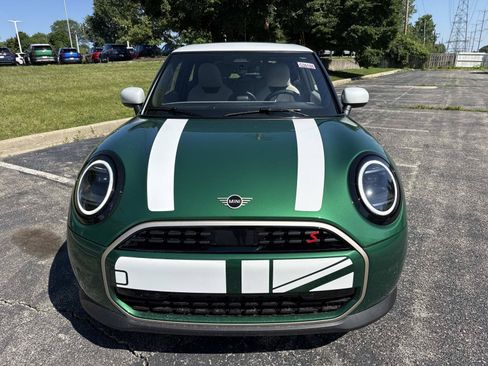 New 2026 MINI Cooper S FWD image 2