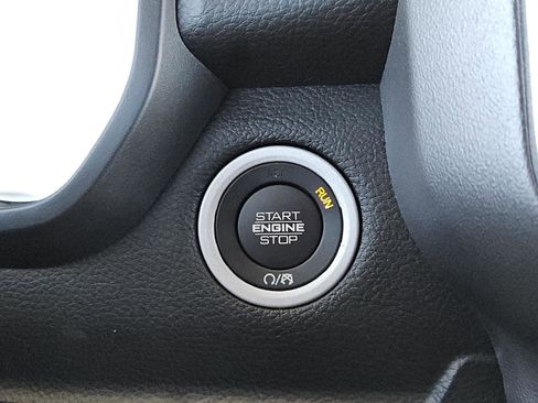 Used 2023 RAM 1500 Big Horn image 15