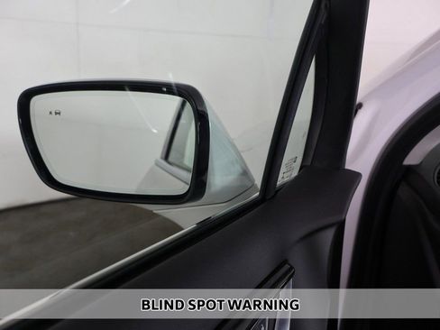 Used 2021 Buick Enclave Avenir image 6