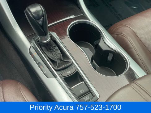 Used 2015 Acura TLX w/ Technology Package FWD image 18