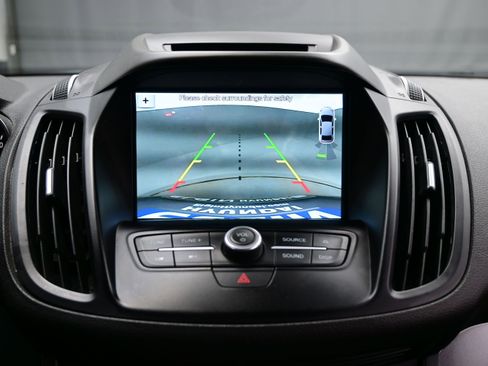 Used 2018 Ford Escape SEL FWD image 17