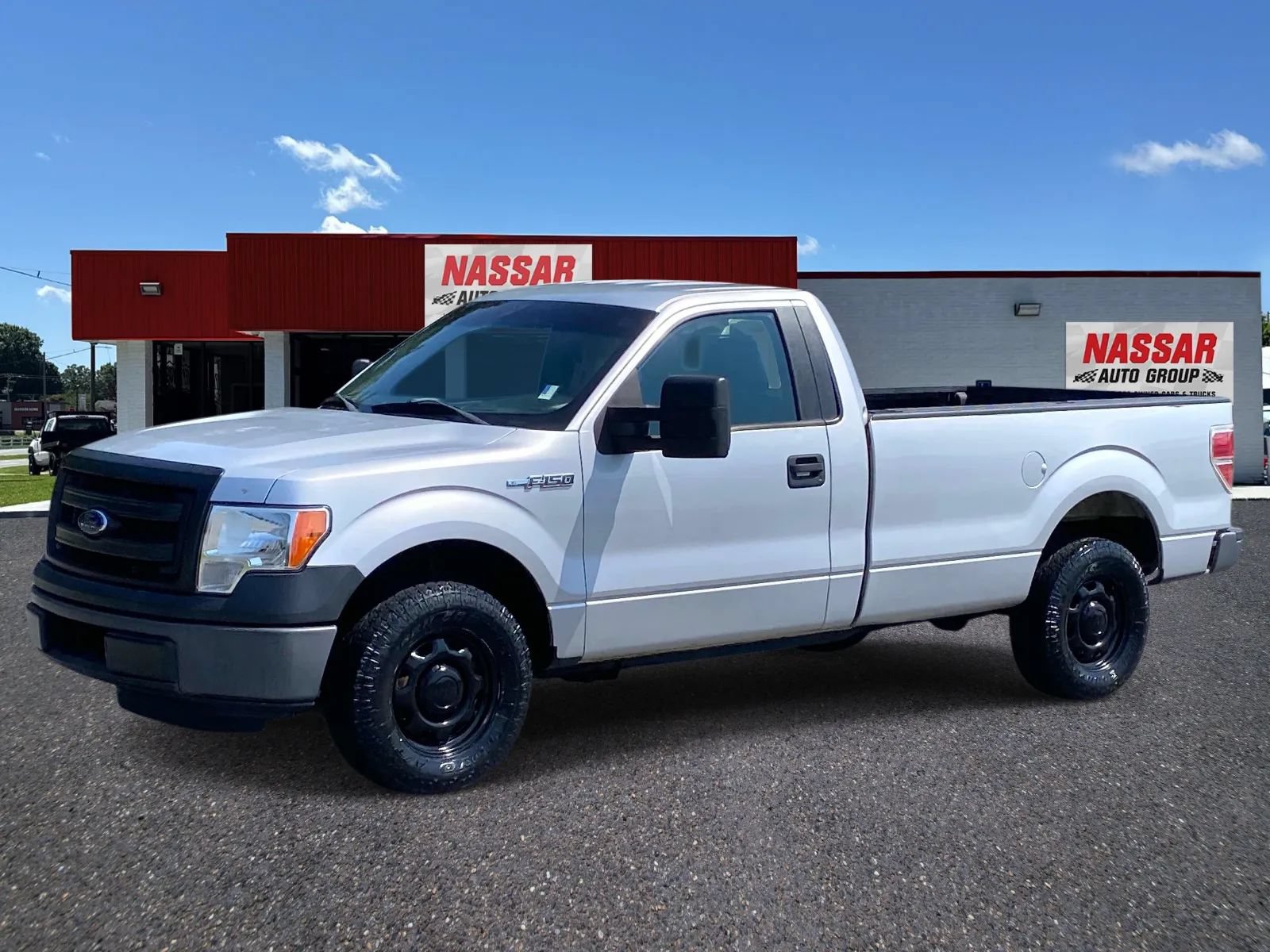 Used 2014 Ford F150 XL RWD image 1