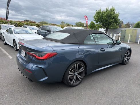 Used 2022 BMW 430i Convertible w/ M Sport Package image 3