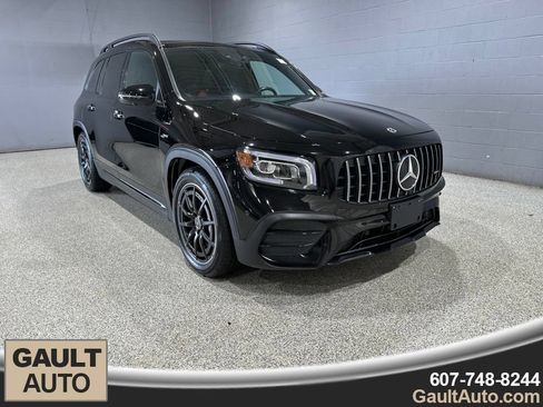 Used 2023 Mercedes-Benz GLB 35 AMG 4MATIC image 1