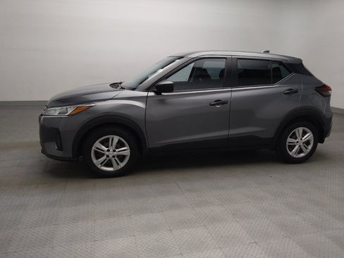 Used 2024 Nissan Kicks S FWD image 2