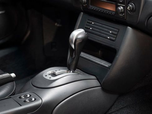 Used 2004 Porsche 911 Carrera 4S image 29