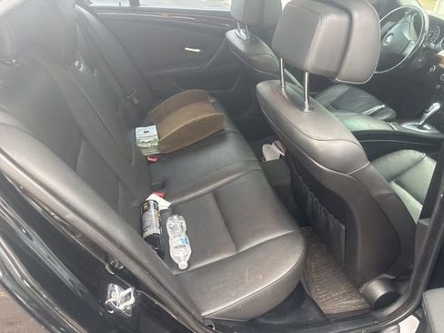 Used 2009 BMW 528i xDrive Sedan image 9