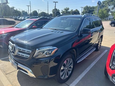 Used 2019 Mercedes-Benz GLS 450 4MATIC image 4