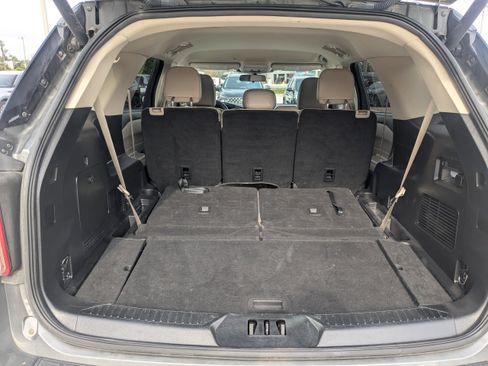 Used 2023 Ford Explorer XLT w/ Equipment Group 202A image 13