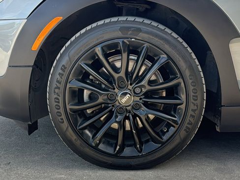 Used 2016 MINI Cooper Clubman image 31