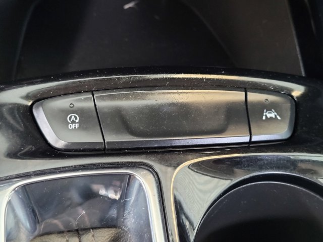 Used 2026 Chevrolet Trax LT FWD image 12