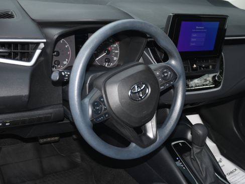 Certified 2023 Toyota Corolla LE image 8