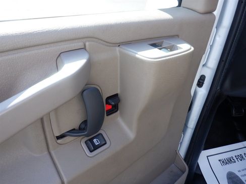 Used 2021 Chevrolet Express 2500 image 11