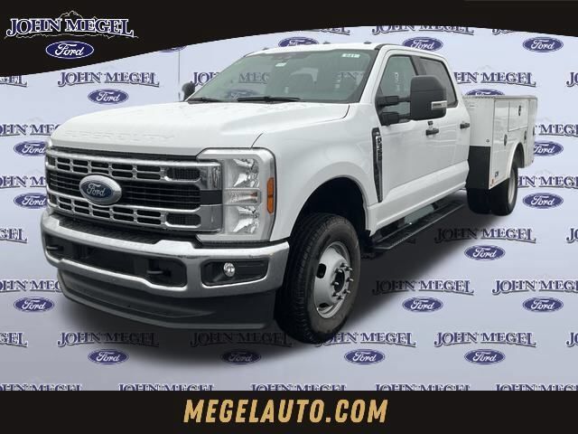 New 2026 Ford F350 XL w/ XL Chrome Package AWD/4WD image 1
