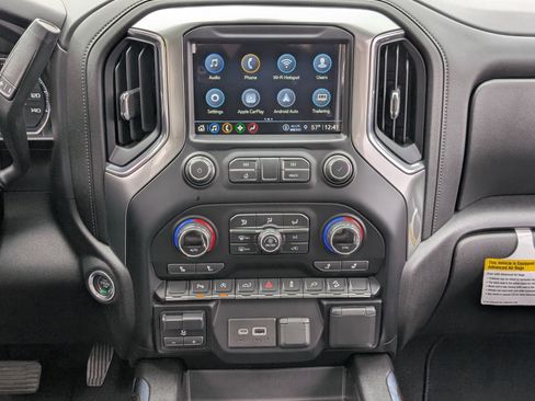 Used 2021 Chevrolet Silverado 1500 LT Trail Boss w/ Convenience Package II image 26