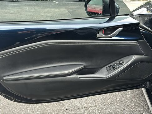 Used 2025 MAZDA MX-5 Miata RF Grand Touring RWD image 10