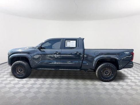 Used 2025 Toyota Tacoma TRD Sport image 8