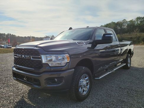 Used 2023 RAM 2500 Big Horn w/ Level B Equipment Group image 7