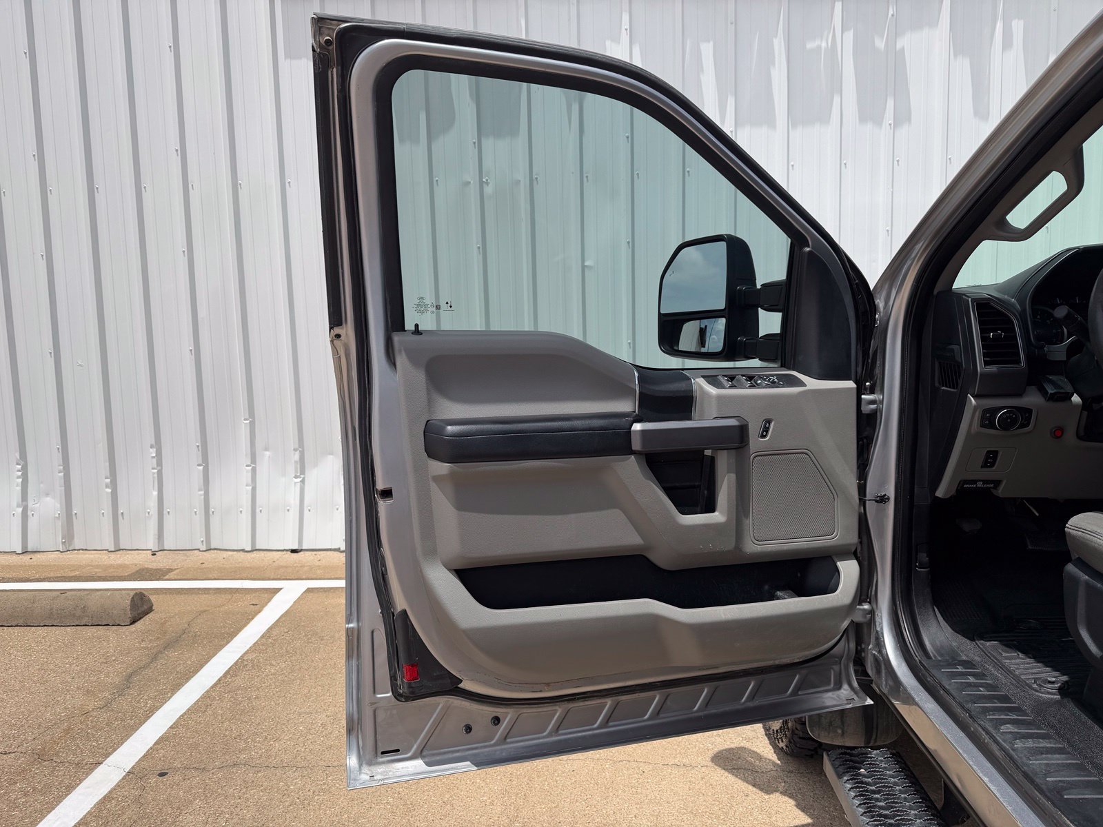 Used 2020 Ford F250 XLT w/ XLT Value Package AWD/4WD image 21
