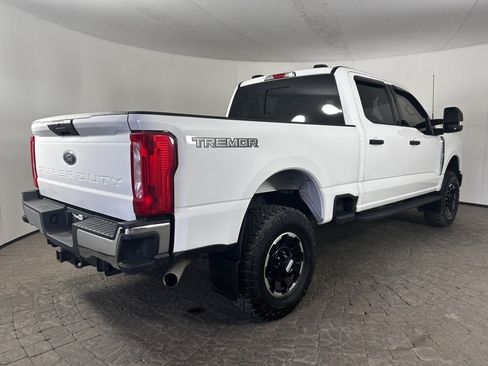Used 2025 Ford F350 XLT w/ Tremor Off-Road Package AWD/4WD image 9