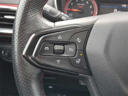 Used 2022 Chevrolet TrailBlazer RS w/ Sun and Liftgate Package image 21