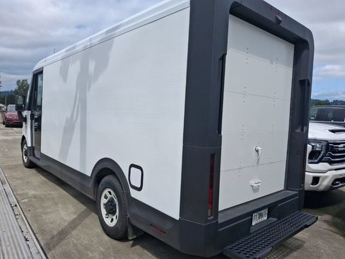 Used 2024 Chevrolet Brightdrop 600 w/ Commercial Equipment Package AWD/4WD image 6