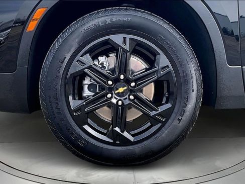 Used 2025 Chevrolet Blazer LT image 31