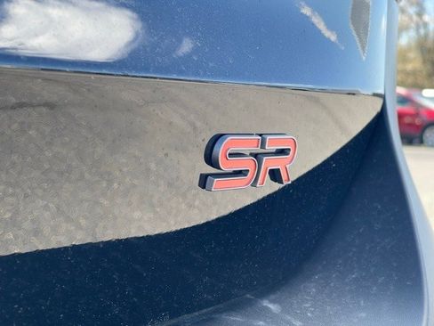 New 2025 Nissan Kicks SR image 15