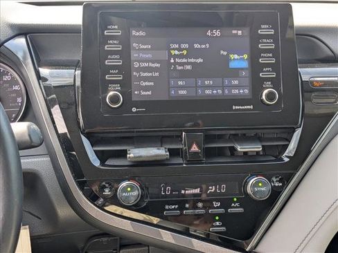 Used 2023 Toyota Camry SE FWD image 14