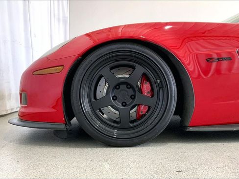 Used 2009 Chevrolet Corvette Z06 w/ Preferred Equipment Group RWD image 6