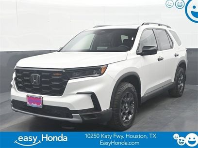 Certified 2025 Honda Pilot TrailSport