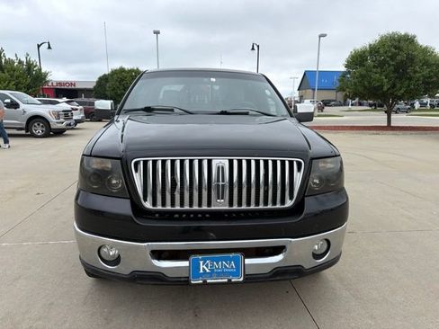 Used 2006 Lincoln Mark LT 4x4 image 2