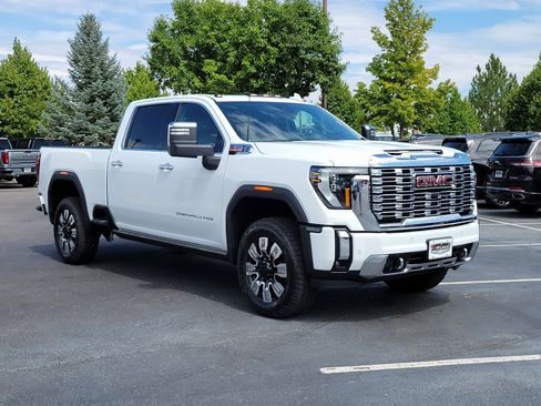 New 2026 GMC Sierra 2500 Denali w/ Denali Reserve Package image 1