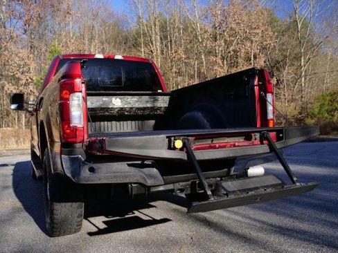 Used 2018 Ford F250 Lariat w/ Lariat Ultimate Package image 37