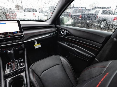 Used 2023 Jeep Compass Trailhawk w/ Trailhawk Elite Group image 26