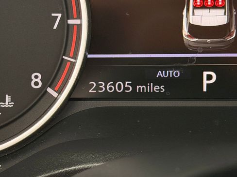 Used 2023 Nissan Rogue SV AWD/4WD image 25